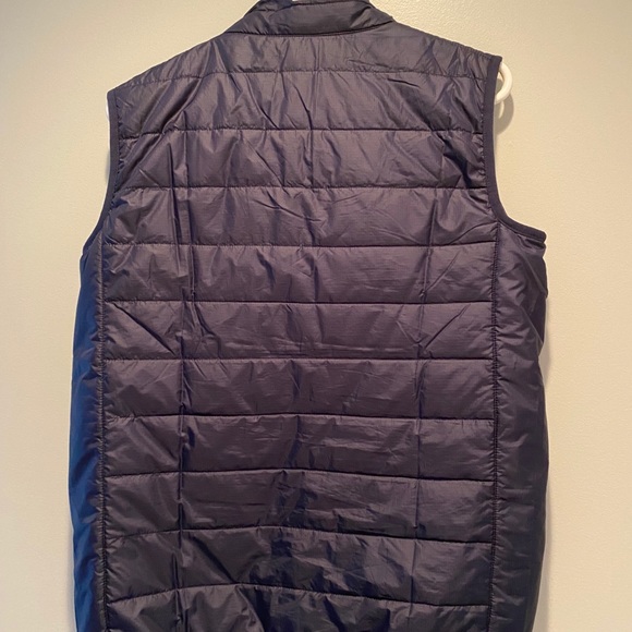 Vineyard Vines like new boys vest - Picture 3 of 6